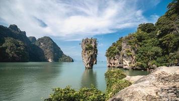 James binding eiland in phang nga baai, Thailand foto