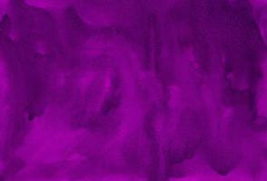 waterverf diep Purper achtergrond textuur. waterverf abstract donker paars overlappen. horizontaal sjabloon. foto