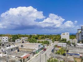 playa del carmen quintana roo mexico 2022 stadsgezicht caribische oceaan en strand panorama uitzicht playa del carmen. foto