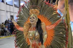 Rio de janeiro, rj Brazilië - februari 09, 2018 - samba school- optocht in sambodroom. academici Doen sossego gedurende festival Bij marques de sapucai straat foto