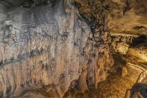 een een deel van magura grot in noorden western bulgarije foto