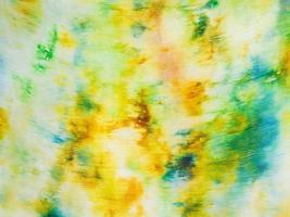 batik - abstract geel en groen geschilderd patroon foto