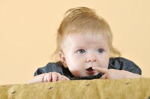 schattig weinig baby detailopname portret foto