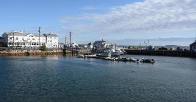 panoramisch visie van Plymouth haven met boten aangemeerd foto