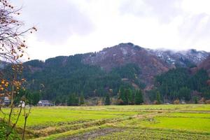 gokayama, rijk aan natuurlijke hulpbronnen, cultuur en erfgoed foto