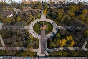 kiev. Oekraïne. april 18 2019. monument taras sjevtsjenko. antenne visie. foto