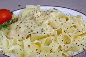 tagliatelle Aan de bord foto