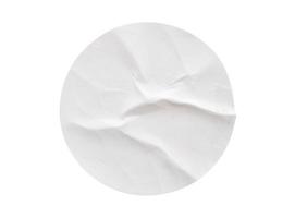blanco wit ronde papier sticker etiket geïsoleerd Aan wit achtergrond foto