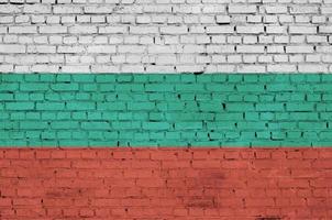 bulgarije vlag is geschilderd op een oud steen muur foto