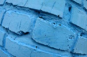 groot steen muur, geschilderd in blauw. vissenoog foto met uitgesproken vervorming