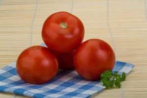 tomaten Aan hout foto