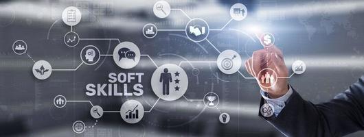 financieel concept over soft skills teamgeest communicatie assertiviteit foto