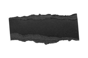 zwart gescheurd papier gescheurd randen stroken geïsoleerd Aan wit achtergrond foto