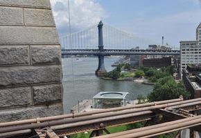 manhattan bridge in new york foto