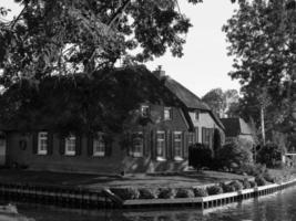 de Nederlands dorp giethoorn foto