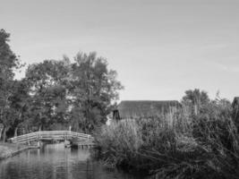 de nederlands dorp giethoorn foto