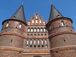 de stad van luebeck foto