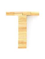 houten domino alfabet, t foto