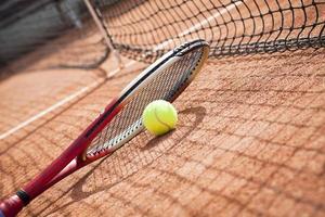 tennis racket, klei rechtbank, wta tour, rolland garros foto
