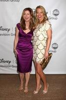 los angeles - aug 7 - dana uitstel, jeri Ryan aankomen Bij de Disney abc televisie groep 2011 zomer druk op tour partij Bij Beverly hilton hotel Aan augustus 7, 2011 in Beverly heuvels, ca foto