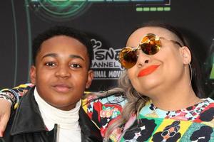 los angeles - feb 12 isaac Ryan bruin, raven-symone Bij de Kim mogelijk première screening Bij de TV academie Aan februari 12, 2019 in los engelen, ca foto