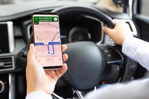 beurt Aan GPS naar krijgen routebeschrijving. foto