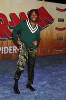 los angeles - dec 1 - schaamteik moore Bij de Spider Man - in de spider-vers première Bij de dorp theater Aan december 1, 2018 in westhout, ca foto