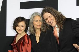 los angeles - okt 17 - nina yankovic, suzanne krajewski, raar al Yankovic Bij de halloween première Bij de tcl Chinese theater imax Aan oktober 17, 2018 in los engelen, ca foto