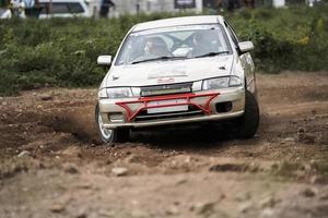 yogakarta, Indonesië - oktober 16, 2022 - racers concurreren in de koning kop sprint rally joggen foto