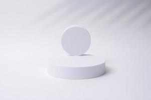 wit cirkel mockup met leeg wit achtergrond , Product tonen concept foto
