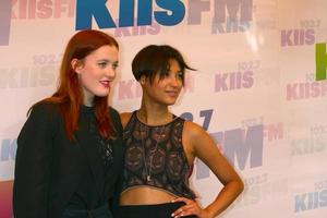 los engelen, mei 11 - caroline hjelt aino jawo van icona knal bijwonen de 2013 wango tango concert geproduceerd door kiis-fm Bij de huis depot centrum Aan mei 11, 2013 in carson, ca foto