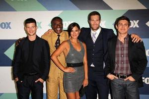 slos engelen, aug 1 - parker jong, keith david, angelique cabral, geoff stelletjes, Chris lowell arriveert Bij de vos ster zomer 2013 tca partij Bij de soho huis Aan augustus 1, 2013 in west Hollywood, ca foto