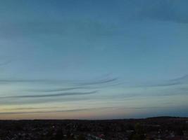 meest mooi wolken en lucht over- de Londen luton stad van Engeland uk foto