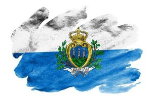 san marino vlag is afgebeeld in vloeistof waterverf stijl geïsoleerd Aan wit achtergrond foto