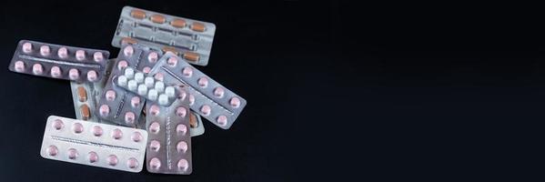 capsules tablets in een blaar pak foto