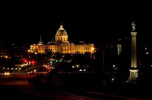 Minnesota staat Capitol in heilige paul Bij nacht foto