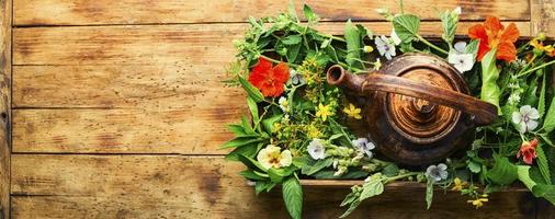 kruiden thee, bloemen en kruiden,medicinaal kruiden foto