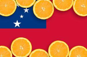 Samoa vlag in citrus fruit plakjes horizontaal kader foto