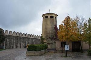 herfst kleuren in uruena. steen vesting. foto