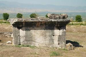 graf Bij hierapolis oude stad, pamukkale, denizli, turkiye foto