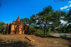 oude pagodes in oud bagan, een oude stad gelegen in de mandalay regio van Myanmar foto