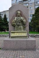 pavlograd. Oekraïne - maart 4, 2022 monument naar matvei khizjnjak, historisch oprichter van pavlograd foto