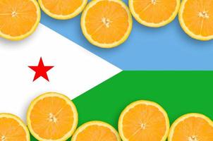 Djibouti vlag in citrus fruit plakjes horizontaal kader foto