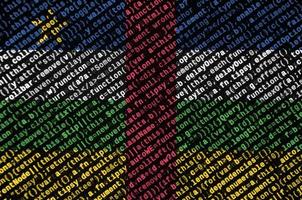 centraal Afrikaanse republiek vlag is afgebeeld Aan de scherm met de programma code. de concept van modern technologie en plaats ontwikkeling foto