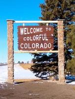 burlington, Colorado, Verenigde Staten van Amerika. maart 12, 2022. Welkom naar kleurrijk Colorado weg teken foto