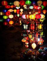 vietnamese zijden lantaarn