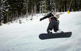 snowboarder jumping visie foto