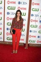 los engelen, aug 3 - rachel bilson aankomen Bij de cbs tca zomer 2011 allemaal ster partij Bij Robinson mei parkeren garage Aan augustus 3, 2011 in Beverly heuvels, ca foto