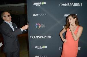 los engelen, nov 9 - Bradley Whitford, kathryn hahn Bij de transparant seizoen twee rood tapijt première Bij de grote Oceaan ontwerp centrum Aan november 9, 2015 in west Hollywood, ca foto