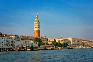 visie Aan de campanile di san marco, Venetië, Italië, 2019 foto